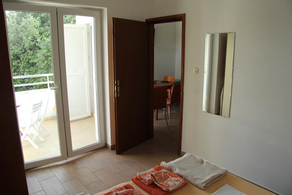 Apartment Alice Новалья Экстерьер фото